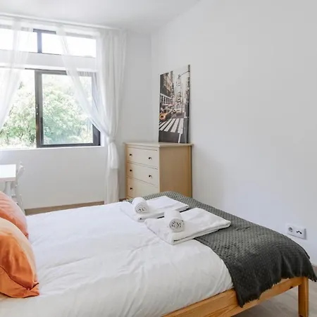Apartment 1br Retreat In Prime Location By Lovelystay