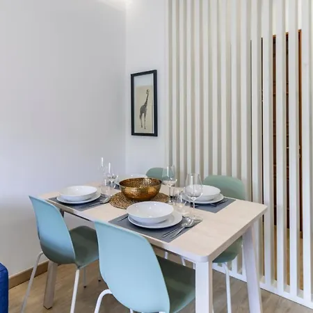 1br Retreat In Prime Location By Lovelystay Apartment Porto