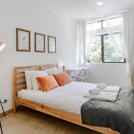 1br Retreat In Prime Location By Lovelystay Porto